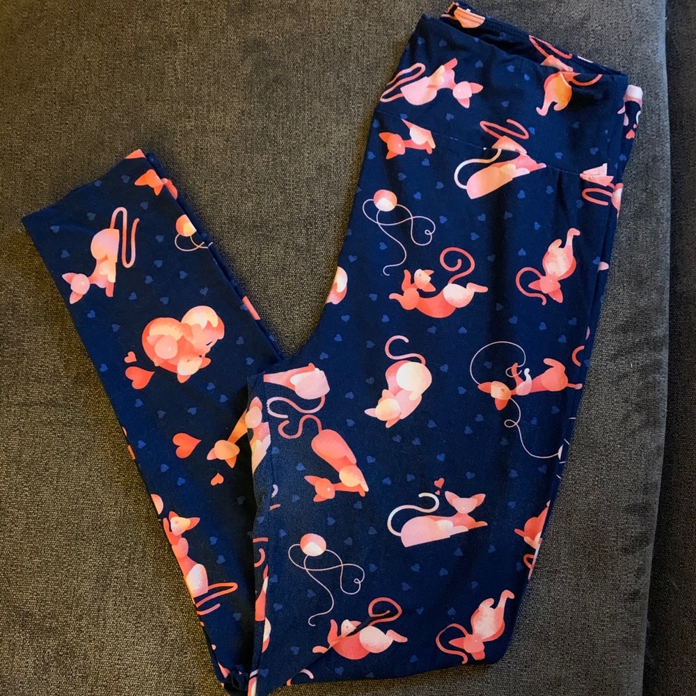 Lularoe Valentine’s Cats Leggings TC